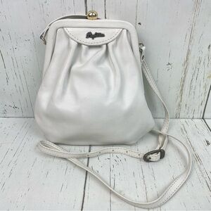 Papillon Vintage Crossbody Clasp Purse